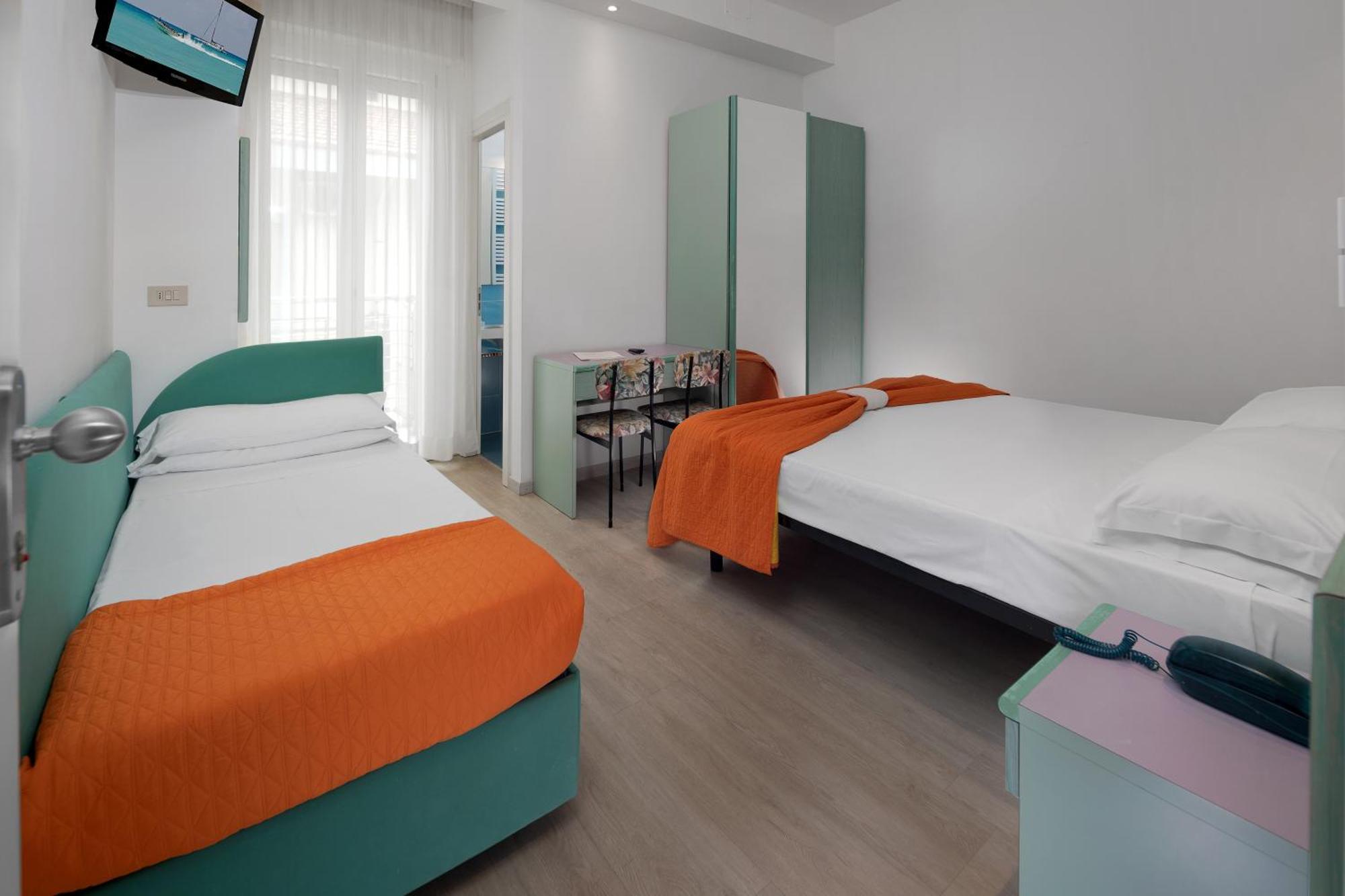 Hotel Eiffel Rimini Camera foto