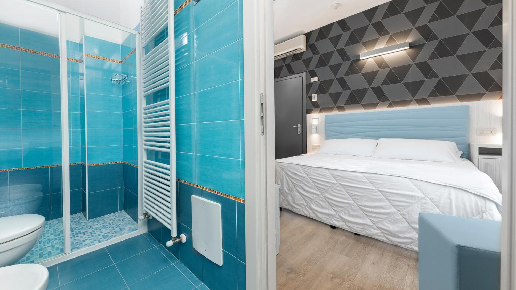 Hotel Eiffel Rimini Esterno foto